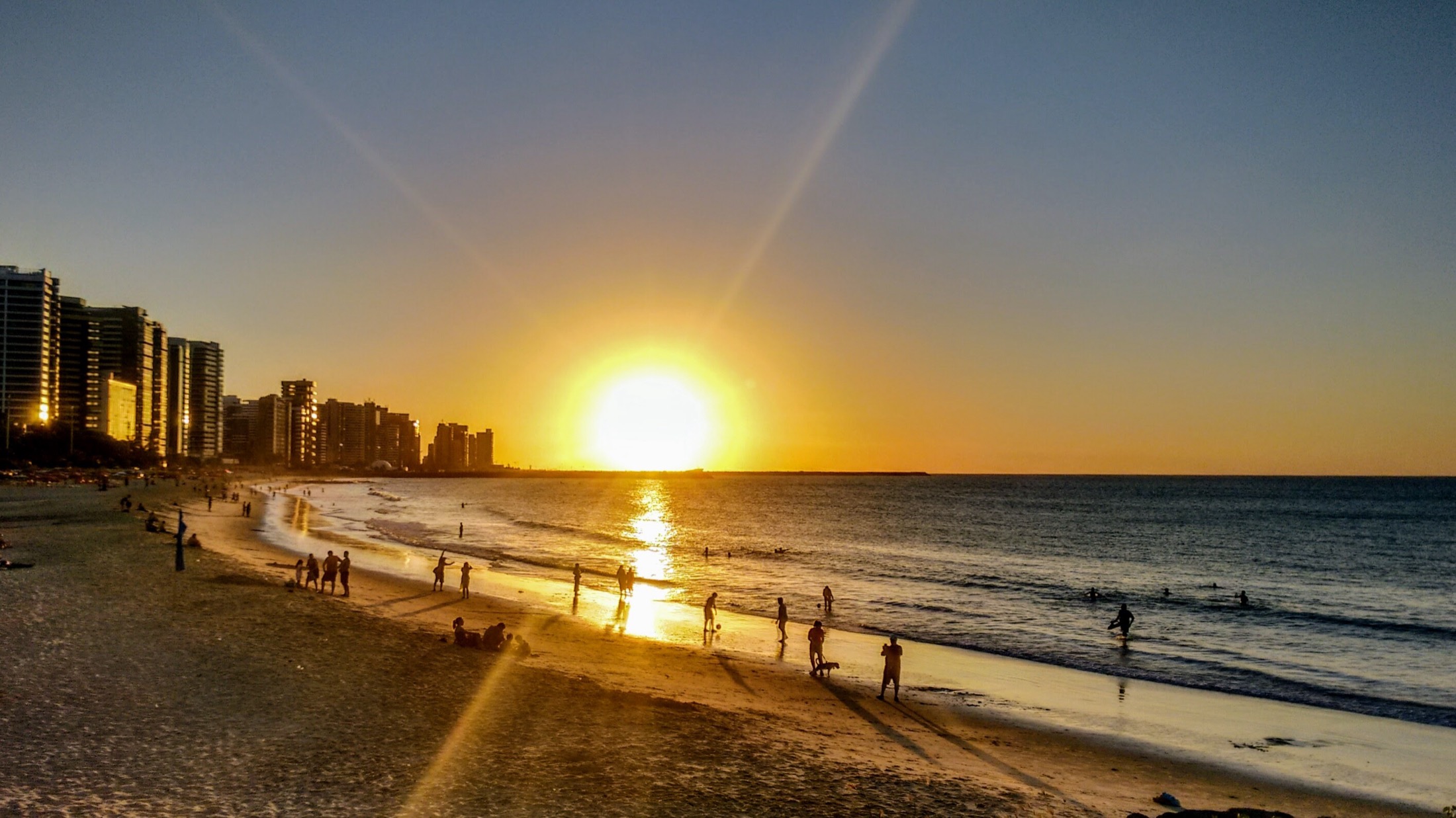 Pôr do sol na Praia de Iracema, Fortaleza